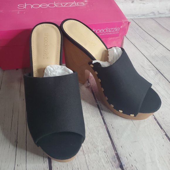 Shoe Dazzle Tarena Studded Platform Sandal - Picture 2 of 16